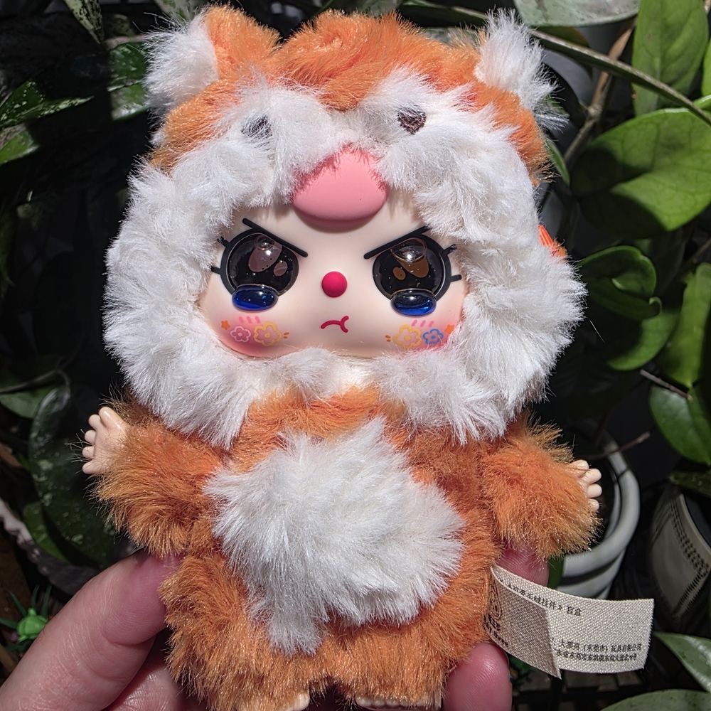 Baby Three De Lovely Squirrel With Rare Liquid Glitter Crying Eyes